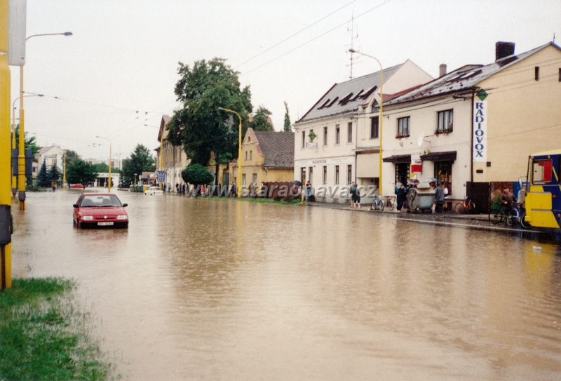 1997 (14).jpg - Povodně 1997 - Ratibořská ulice